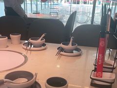 -左庭右院鲜牛肉火锅(浦江欢乐颂店)