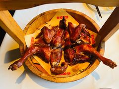 -食悦围城·龙虾馆·烧烤(东城33小镇店)