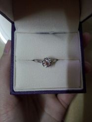 -威德钻石-克拉钻大本营(南京东路店)