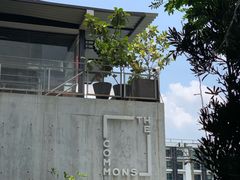 -ROAST coffee & eatery