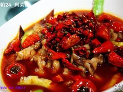 谗嘴牛蛙-小巴辣子川湘菜餐厅(星游城店)