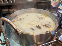 -李犟大爆鳝面·手工蟹黄包(湖滨西湖店)