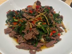 薄荷炒牛肉-一坐一忘云南菜(卓悦中心)