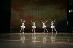 -北京当代芭蕾舞团·艺术中心