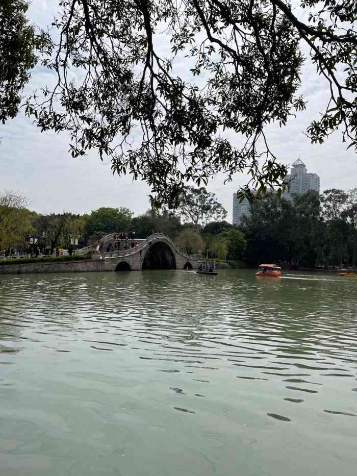 西湖公园-"挺好的,福州市中心可以休闲的去处."-大众点评移动版