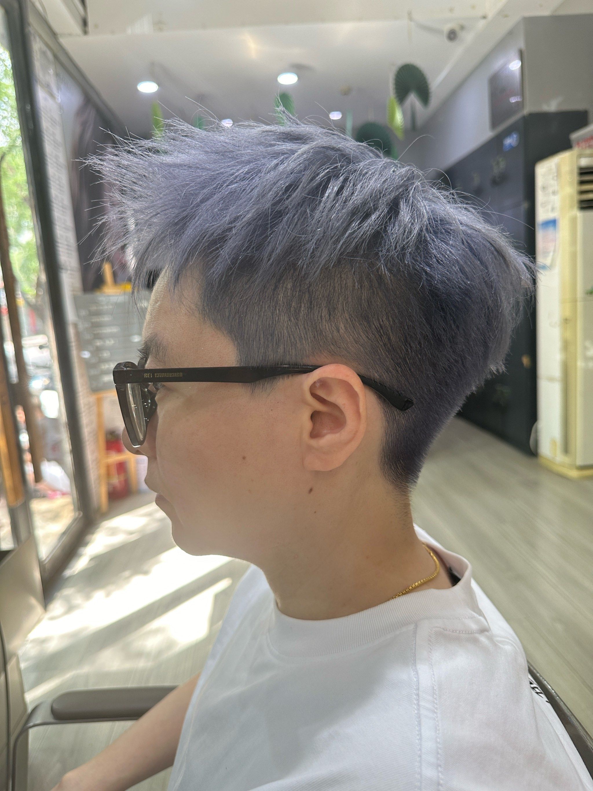 灰蓝色染发
