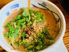 -毛辣果·贵州红酸汤牛肉火锅(西单店)