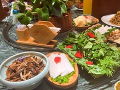-慢丽江·云南野生菌土鸡锅(西山店)