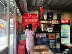 -肥汁米蘭香港米线(宁波路总店)
