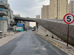 -长江国际商业购物中心·停车场