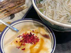 -云阿蛮云南生烫牛肉米线(奉贤路店)