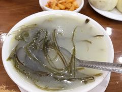 -胡成记口蘑龙眼包子(盐道街店)