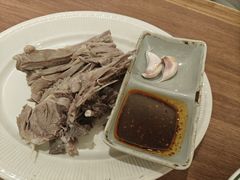 手抓羊肋条肉-贯贯吉·清真餐厅(浙江中路店)