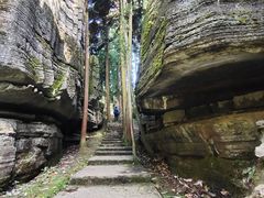 -梭布垭石林景区