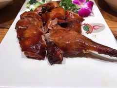 脆皮小刀鸭-老滇山寨•云南特色菜•地方菜•民族风情歌舞表演(金碧店)