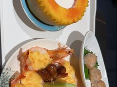 -雍容荟帝王蟹活龙虾展台自助(IFS黑金店)