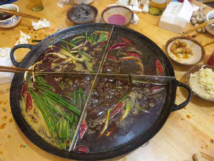 胖妹老火锅(龙湖时代天街店)-"大坪时代天街的对面,在小区里面的街坊