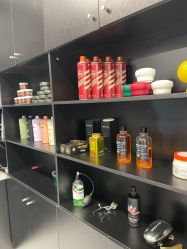 -老男孩男士理容馆·理发·烫染·修面