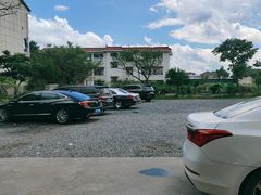-李东农庄(中南百草园地标店)