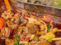 -大众跷脚牛肉馆·非遗传承单位(峨眉山店)