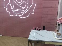 -Dior迪奥(上海世茂广场店)