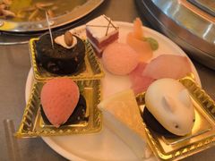 -黑金·寻焰自助百汇·烤肉·火锅(中街店)