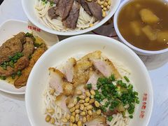 -桂姥姥·桂林卤粉·锅烧桂林米粉(莲塘店)