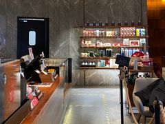 大堂-星巴克臻选(南京艾尚天地店)