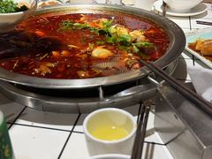 -蛙一刀·麻椒鱼火锅(金仙桥店)