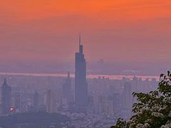 -紫金山山顶公园