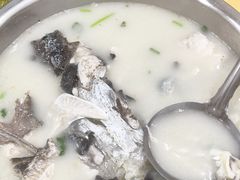 -雪湖煜辰鱼头老店(雪野湖店)