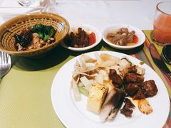 -岷山饭店-芝芝自助餐厅