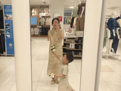 -优衣库(南京建邺万达广场店)