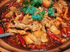 肥肠牛蛙砂锅-马头巷·食景园(苏州总店)