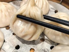 -莱莱小笼·乔艾