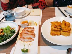 -港丽餐厅(来福士店)