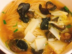 -朱鸿兴面馆(镇湖店)