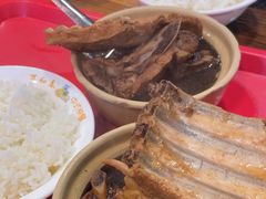 -万和春排骨砂锅米饭(湖北路店)