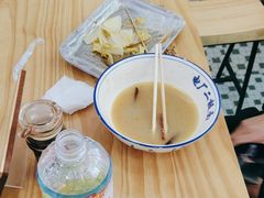 -朱婆婆甜沫板面(山大路店)