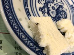 -赵记传承特色牛奶甜品(泉城广场店)