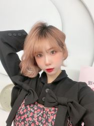 -BULB STUDIO 巴柏明星发型工作室