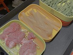 -钢管厂五区小郡肝串串香(南山店)
