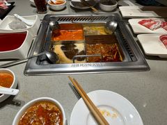 -海底捞火锅(让胡路万达店)
