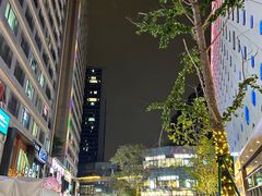 -宝龙城(杭州滨江店)