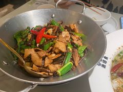 -渔语鱼酸菜鱼新川菜(来福士店)