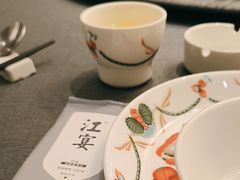 -江宴渔村·鱼鲜土菜(紫荆广场店)