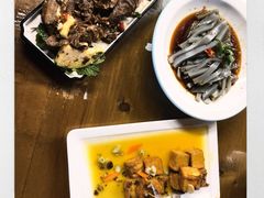 -隔壁老王·家常云南菜(花巷店)