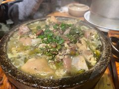 -郑件洋芋饭庄