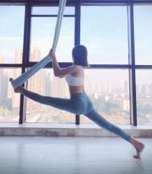 -OM瑜伽教练培训学院