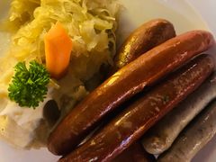 -LENBACH兰巴赫西餐啤酒坊(大连东港店)